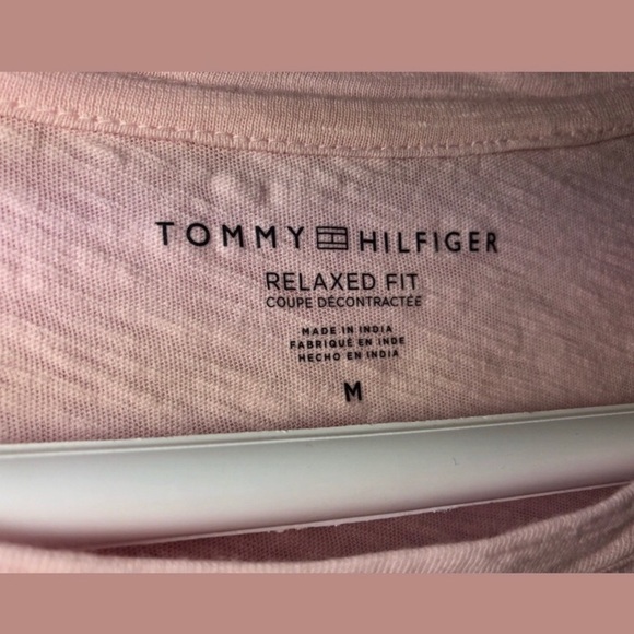 TOMMY HILFIGER Women’s T-Shirt - Picture 4 of 6